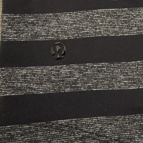 Lululemon Studio 1/2 Zip Pullover Asymmetrical Men’s M/L? Striped Sweater - Picture 3 of 6